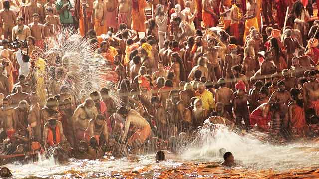 Kumbh devotees brave the odds, all in good faith |DNA