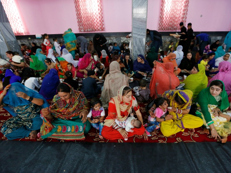 Afghanistan’s dwindling Sikh, Hindu communities flee abuses | RNS