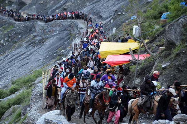 Over 9,000 pilgrims set off from Kashmir to begin Amarnath Yatra – The New Indian Express