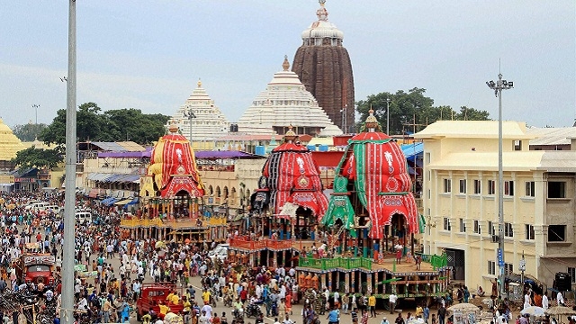 Devotees congregate in Puri to witness Lord Jagannath’s Rath Yatra |DNA