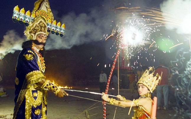 Ravana Temple, ravan mandir in india, ravan worship in india, ravan images, Ravan Dahan